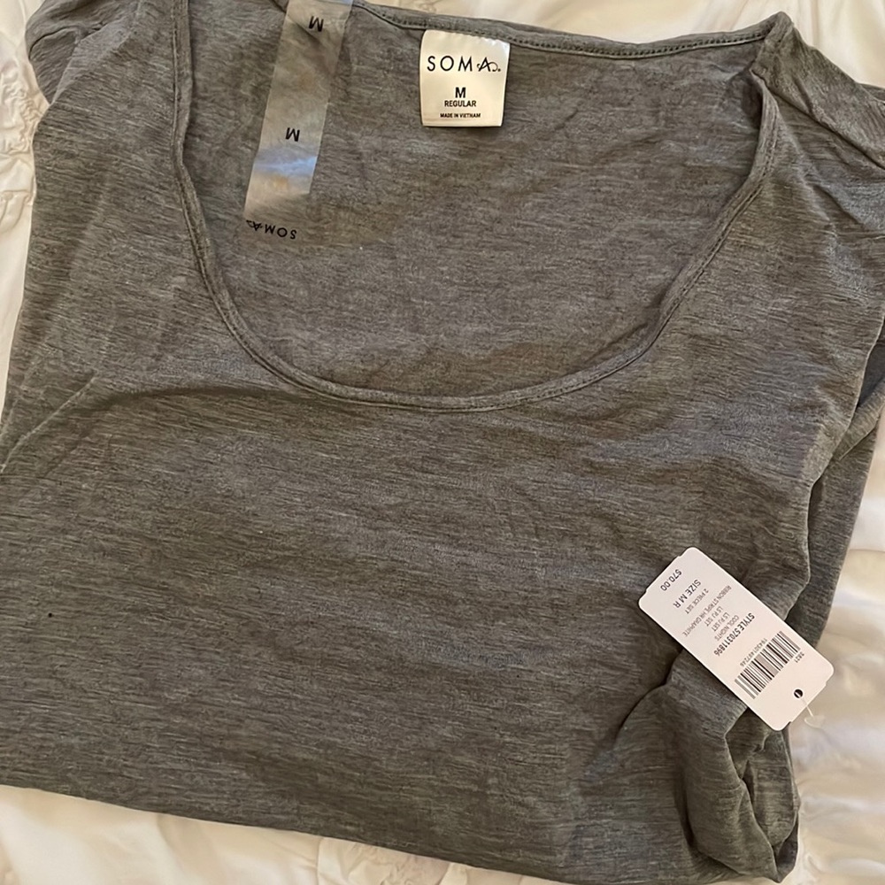 NWT long sleeve gray SOMA pajama top